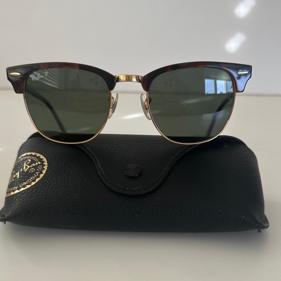 Ray-Ban Clubmaster Classic Polished Red Havana on Gold Sunglasses RB3016 - Picture 3 of 6